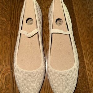 NEW Rothy's the max square Mary Jane frappe basketweave